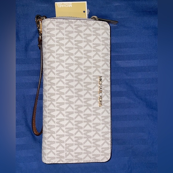 MICHAEL Michael Kors Handbags - MK Michael kors wallet.